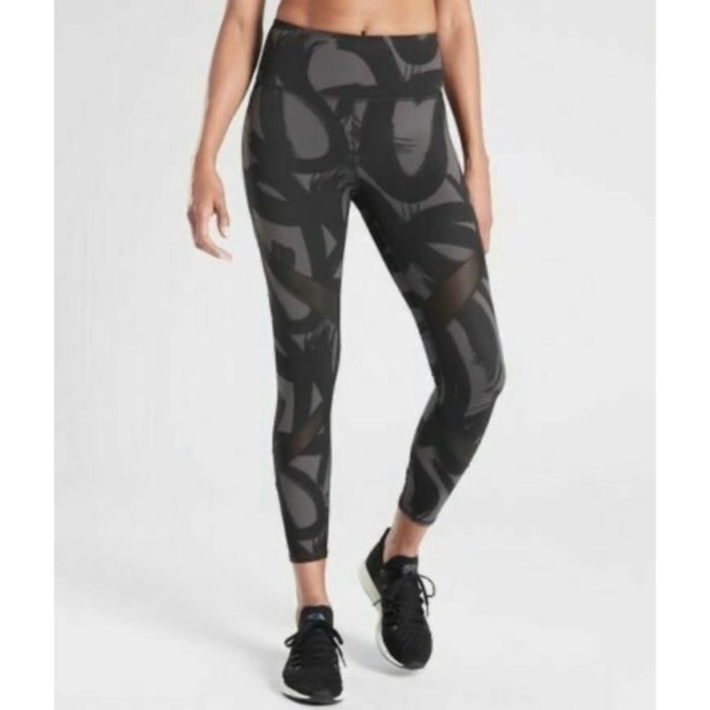Athleta Tenacity Brush Strokes 7/8 Tight Size‎ Small